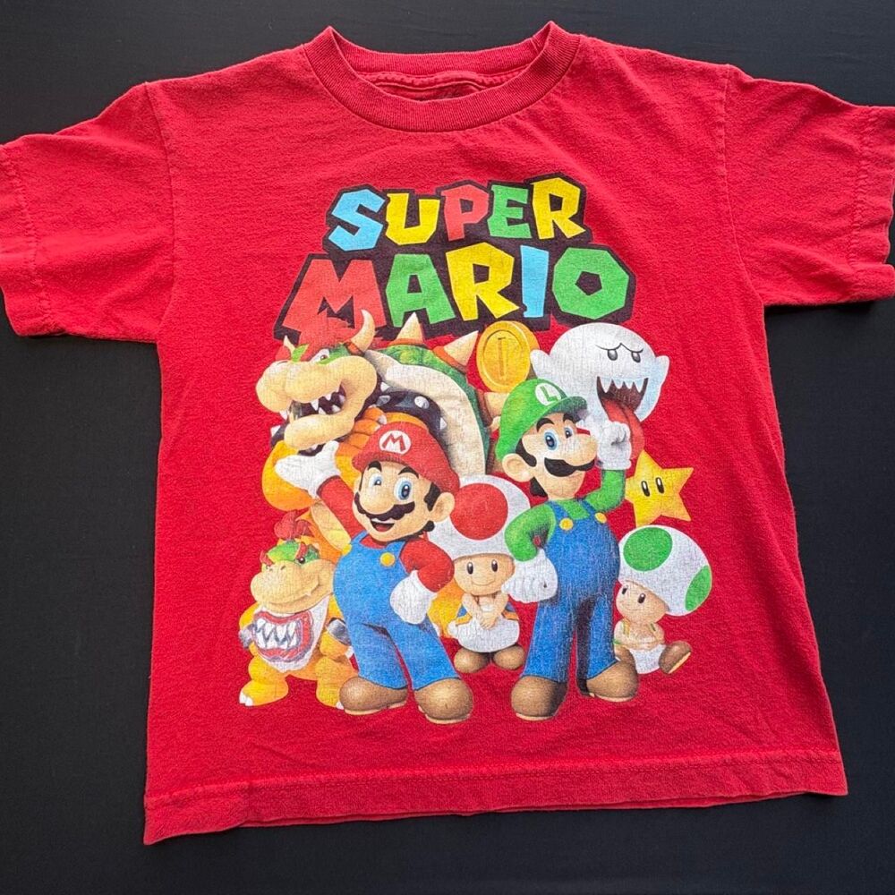 Nintendo Red T-shirt